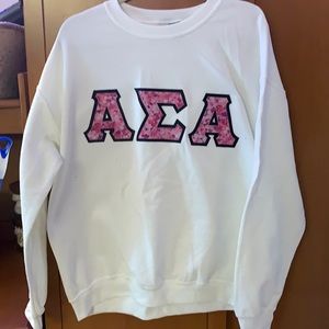 White Alpha Sigma Alpha crew neck